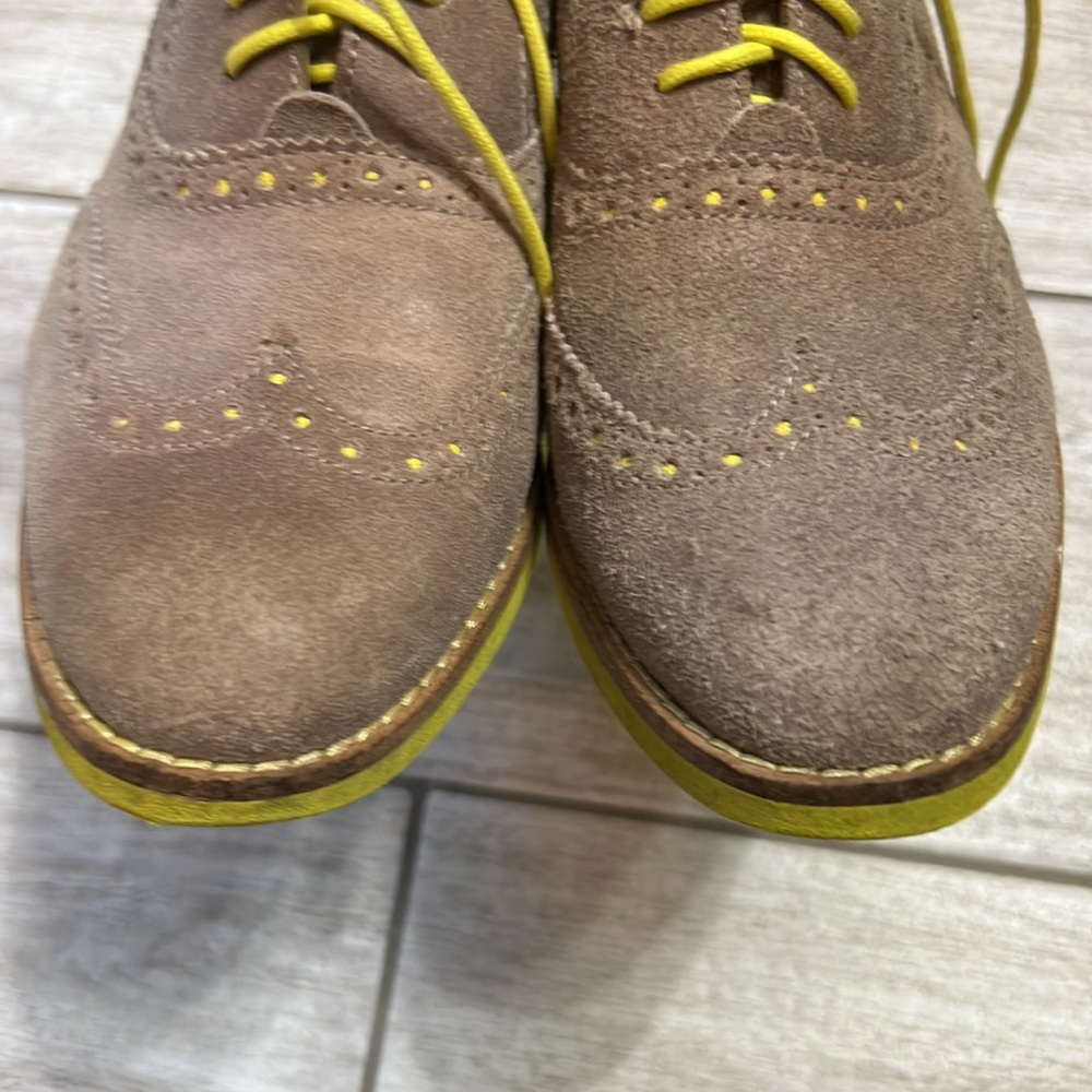 Cole Haan Tan & Yellow Oxford Shoes-6.5B - Picture 4 of 9
